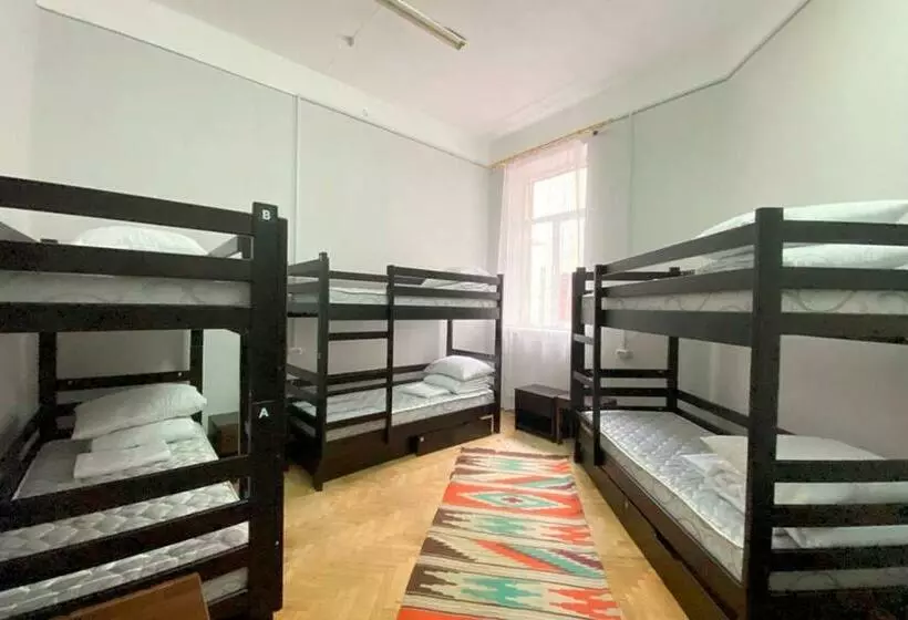 Khust Hostel