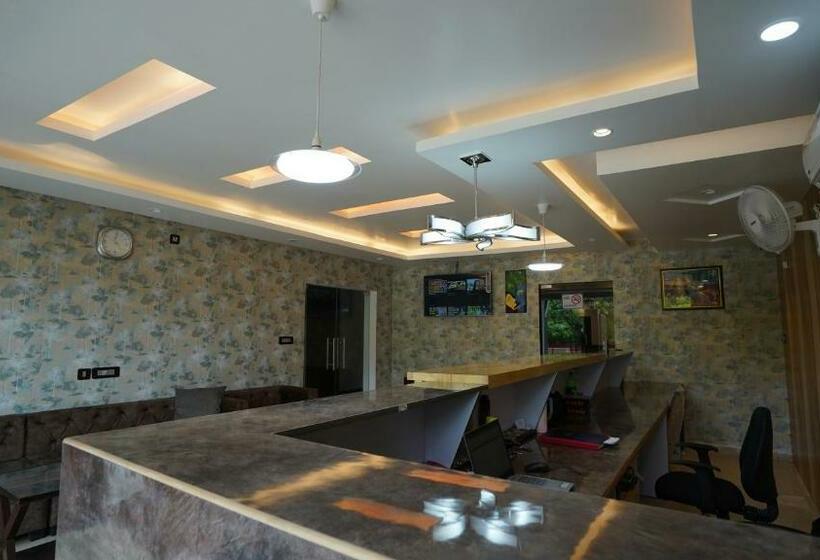 M K Hotel And Restaurant