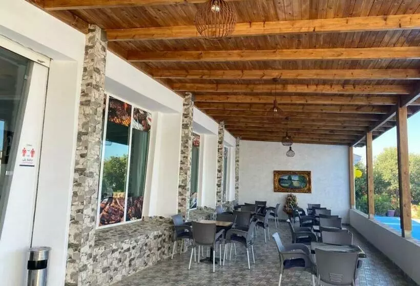 Majatalo La Perle De Briech