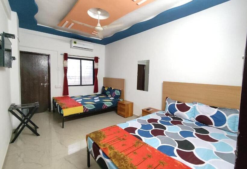 Pensjonat Ambient Home Stay, In Nashik