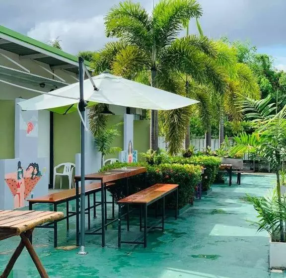 Rawai Whale Resort