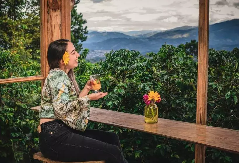 Hotelli Tierra Activa Alojamiento Eco Rural Finca Orgánica Y Agroturística