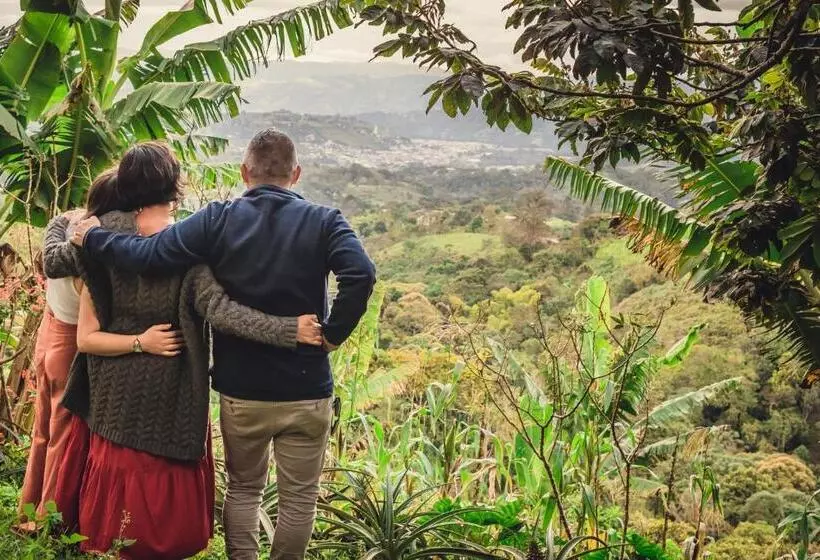 Hotelli Tierra Activa Alojamiento Eco Rural Finca Orgánica Y Agroturística