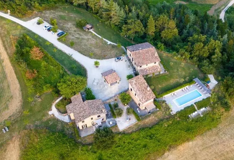 Aamiaismajoitus (B&B) Borgo Crispiero