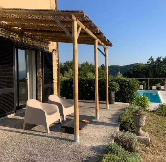 Aamiaismajoitus (B&B) Borgo Crispiero