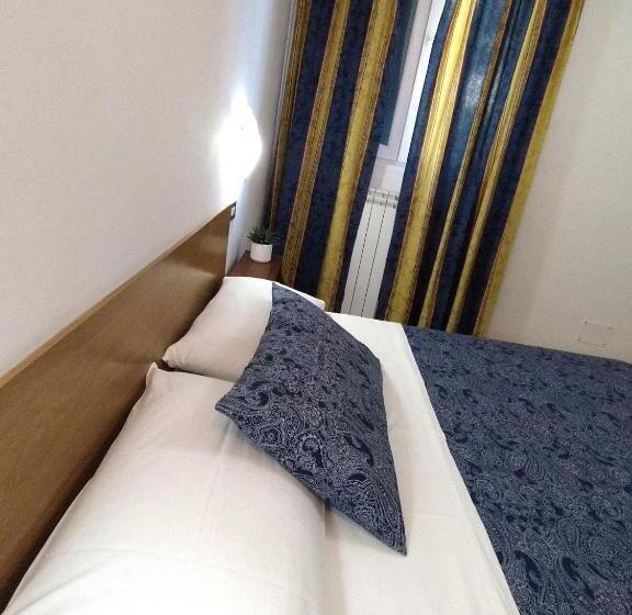 بنسيون Camere Masaccio