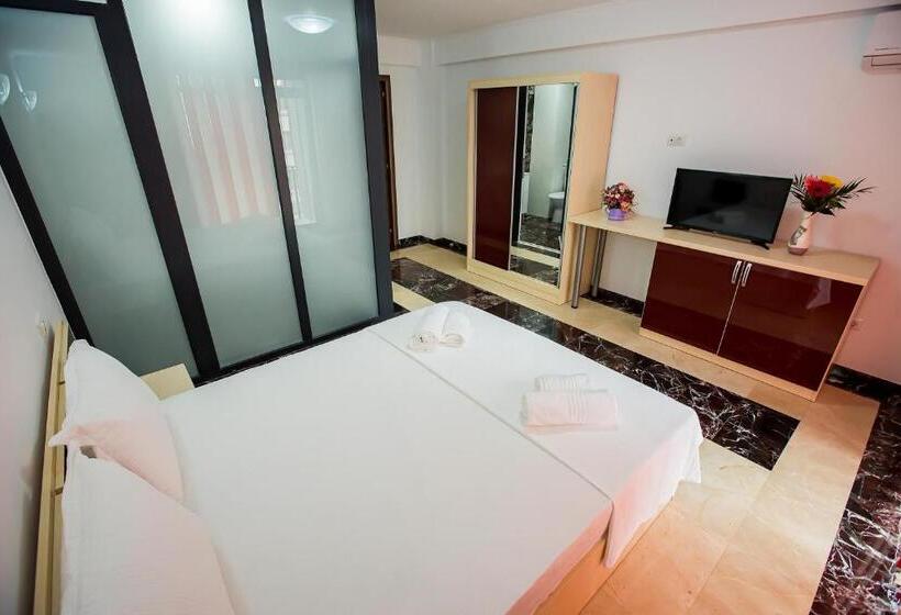 پانسیون Casa Delia