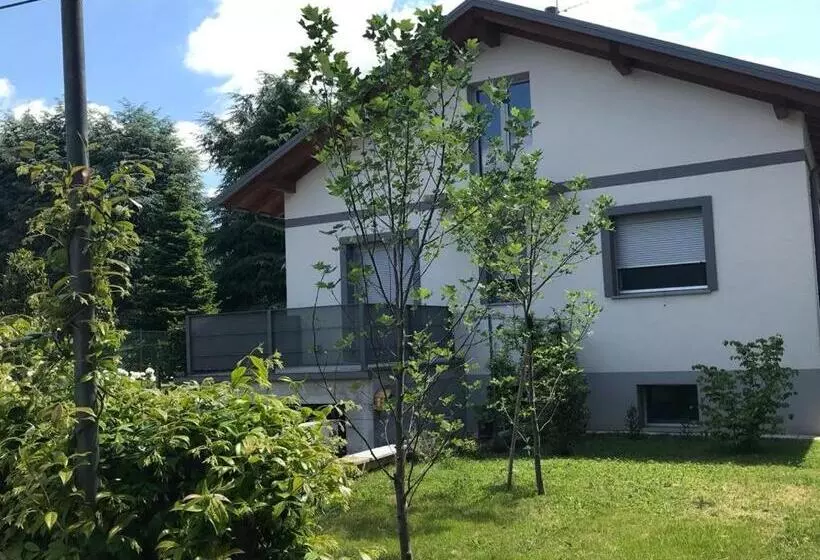 ペンション Casanobile Il Melo