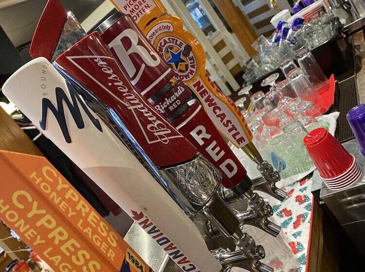 호스텔 Lakewood Inn