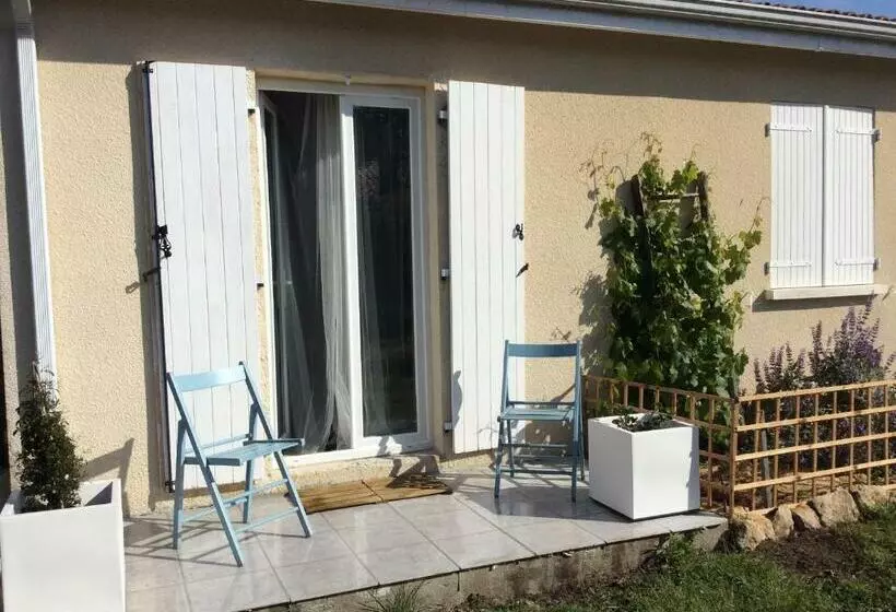 Aamiaismajoitus (B&B) Chambre Du Merle