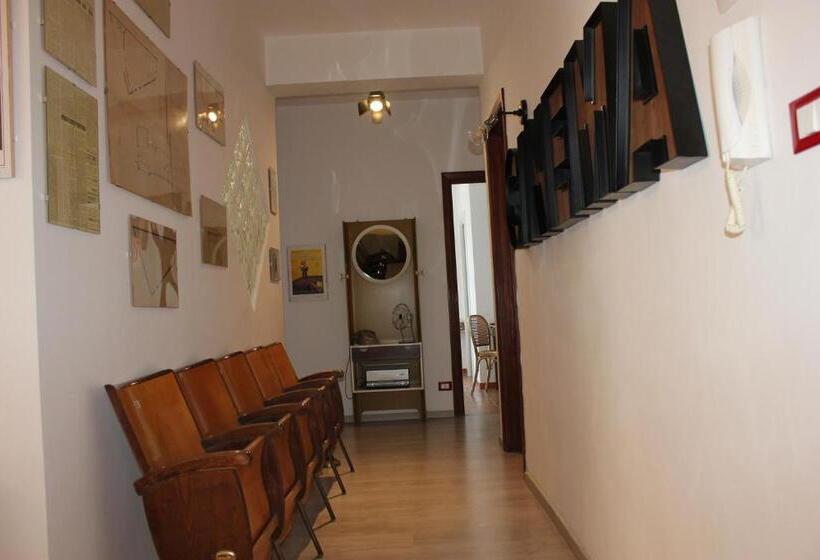 Nocleg ze śniadaniem Odeon Rooms