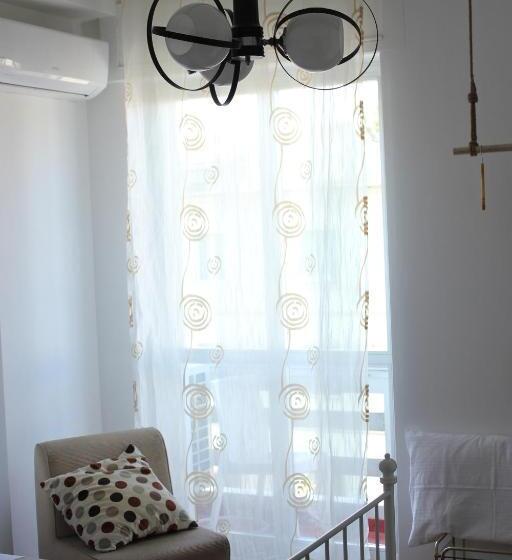 Nocleg ze śniadaniem Odeon Rooms