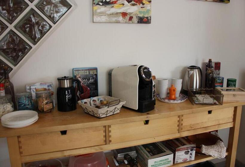 Nocleg ze śniadaniem Odeon Rooms