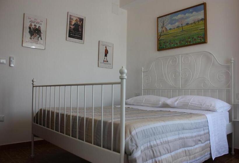 Nocleg ze śniadaniem Odeon Rooms