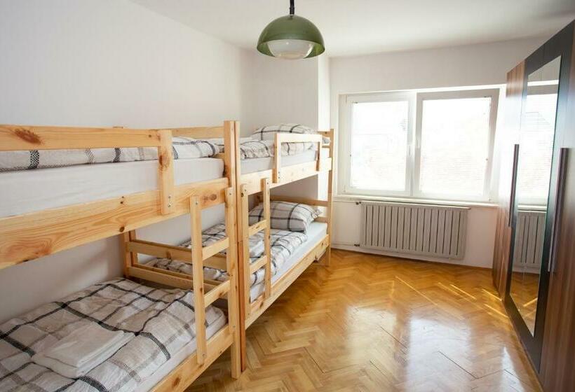Hostel Lakebled