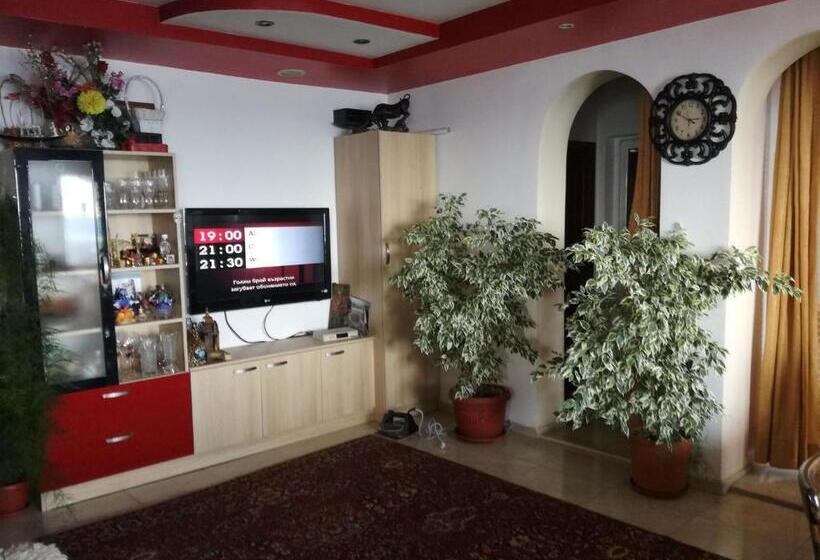 پانسیون Guest House Neli