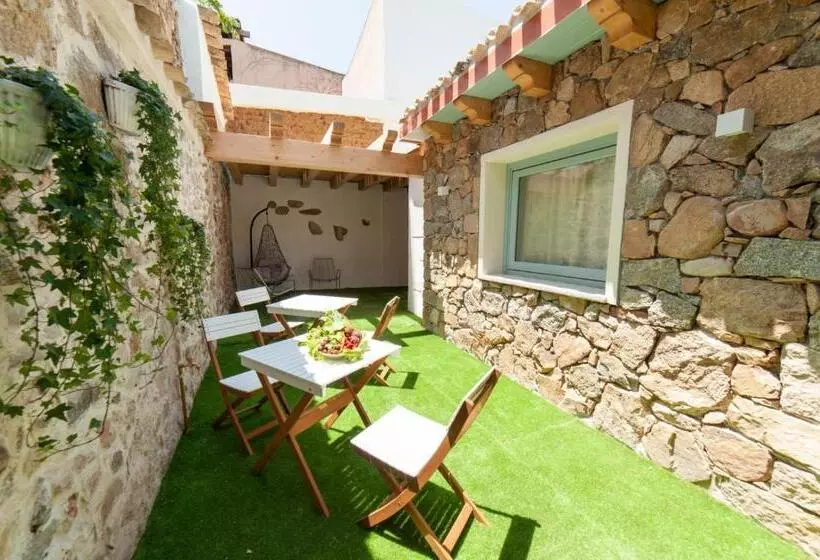 ペンション Perdass