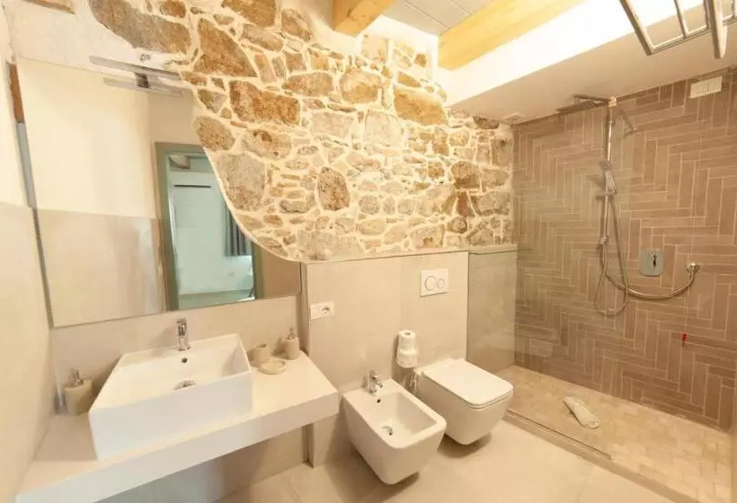 ペンション Perdass