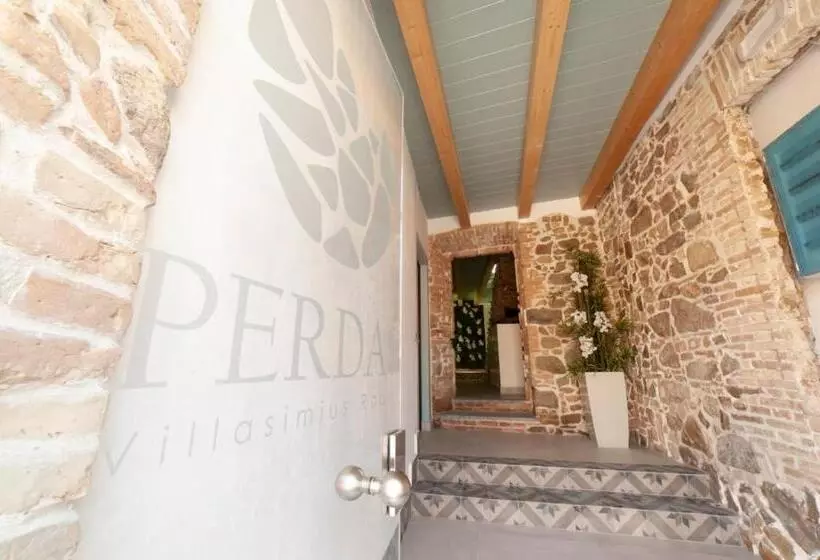 ペンション Perdass