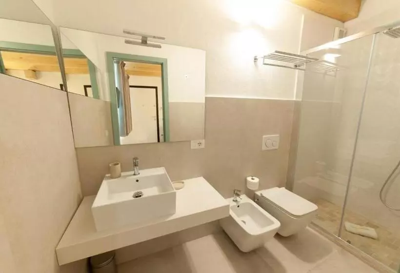 ペンション Perdass