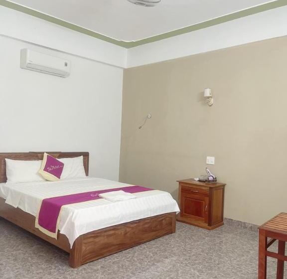 Starlet Hotel Phong Nha