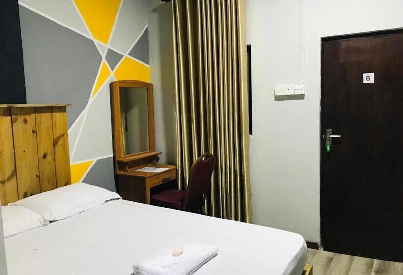 فندق Alina Budget