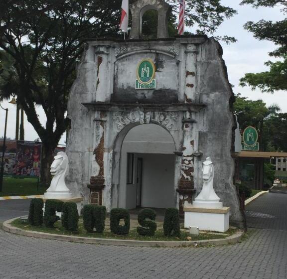 Hotel D Savoy @ Famosa By Mr