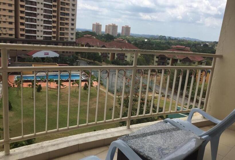 Hotel D Savoy @ Famosa By Mr