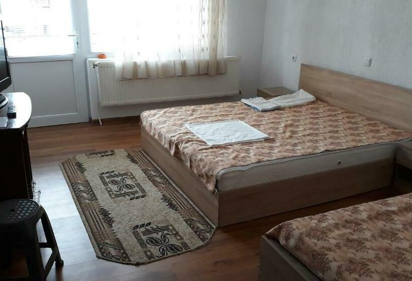 بنسيون вила багрянови