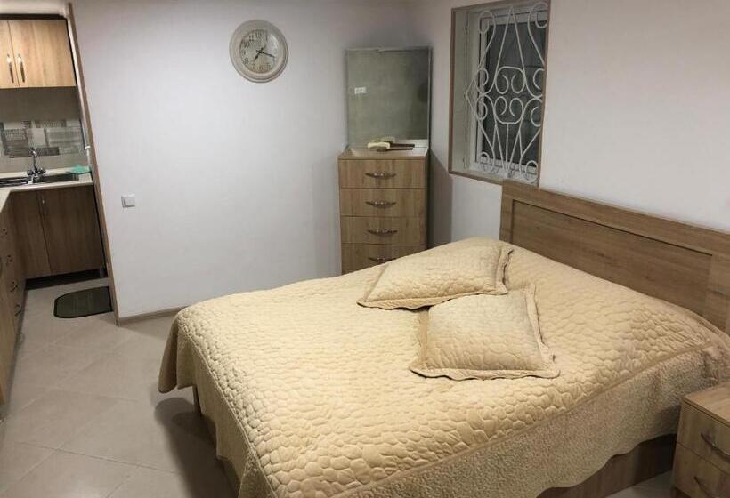 پانسیون Guesthouse Batu