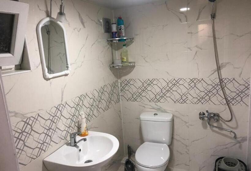 پانسیون Guesthouse Batu