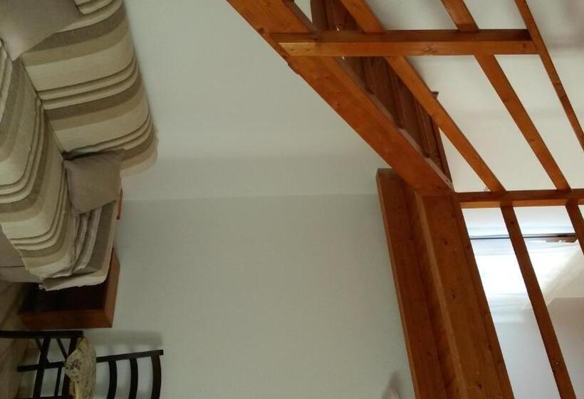 Отель Agriturismo Camboni