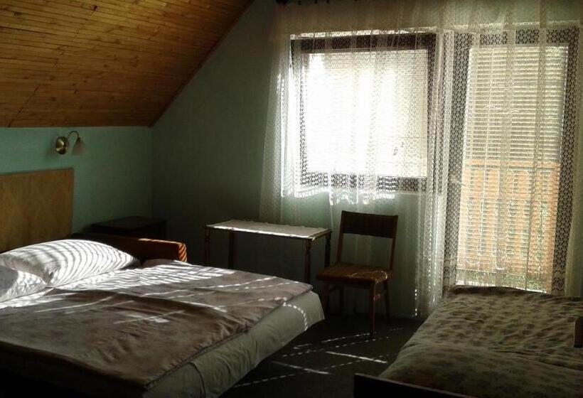 膳宿费 Hutter Vendégház