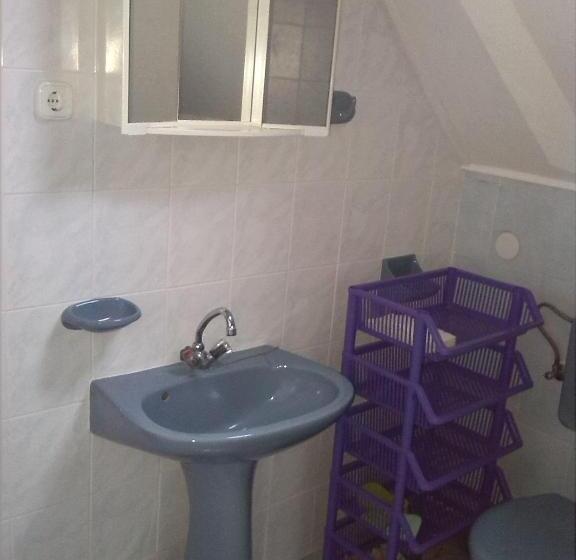 膳宿费 Hutter Vendégház