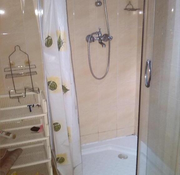 膳宿费 Hutter Vendégház