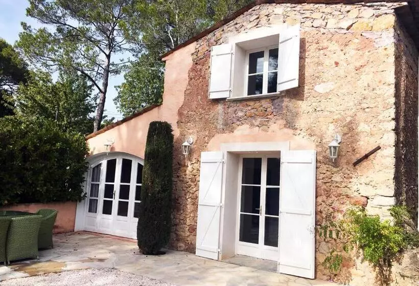 Aamiaismajoitus (B&B) Le Champmazet