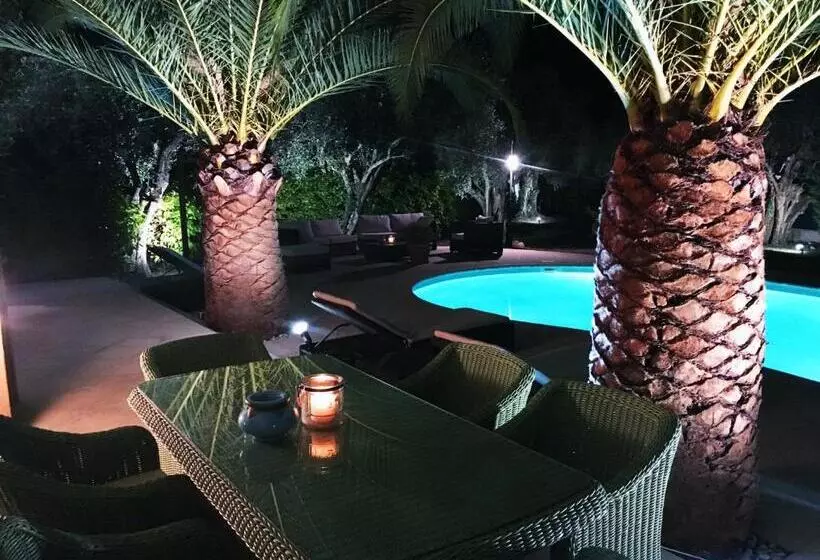 Aamiaismajoitus (B&B) Le Champmazet