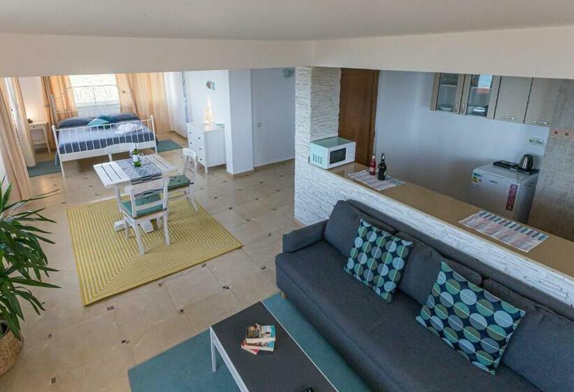 پانسیون Casa Eden