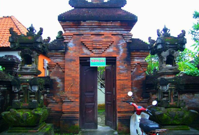 بنسيون Sedana Jaya