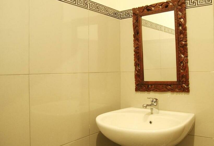 بنسيون Sedana Jaya