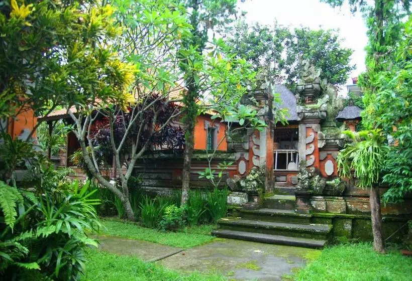 ペンション Sedana Jaya