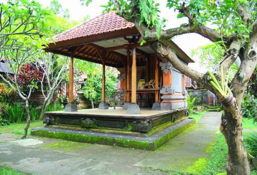 بنسيون Sedana Jaya