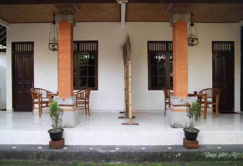 بنسيون Sedana Jaya