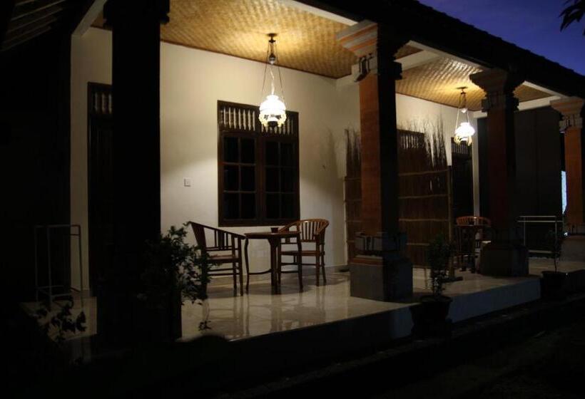 بنسيون Sedana Jaya