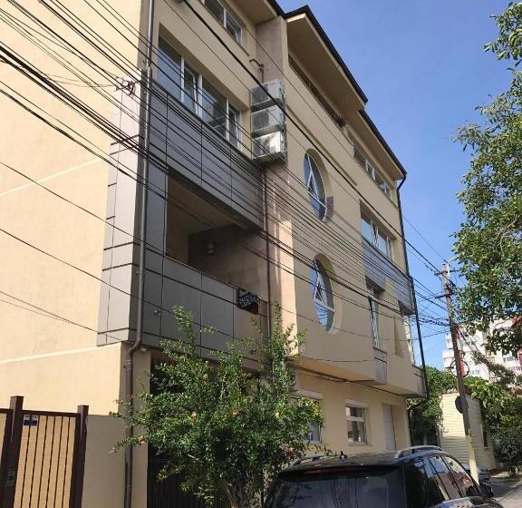 بنسيون Vila Denisa