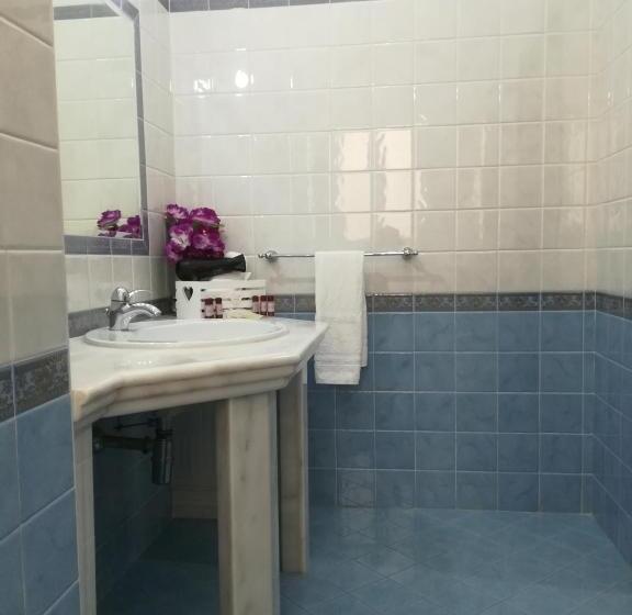 مبيت وإفطار Il Piccolo Porto