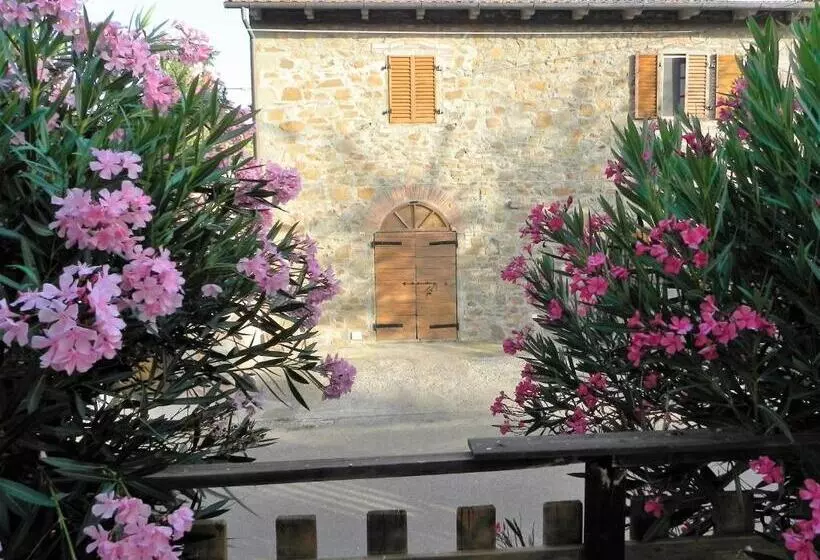 Hotelli Agriturismo Pian Dell Osa