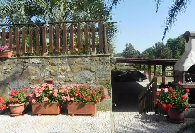Hotelli Agriturismo Pian Dell Osa