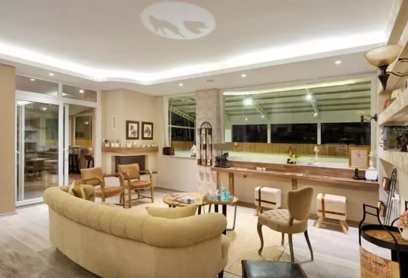 ホテル B. Equine Range