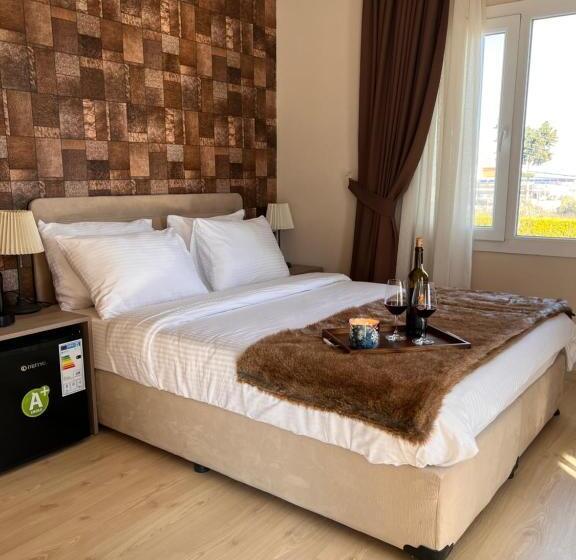 酒店 B. Equine Range